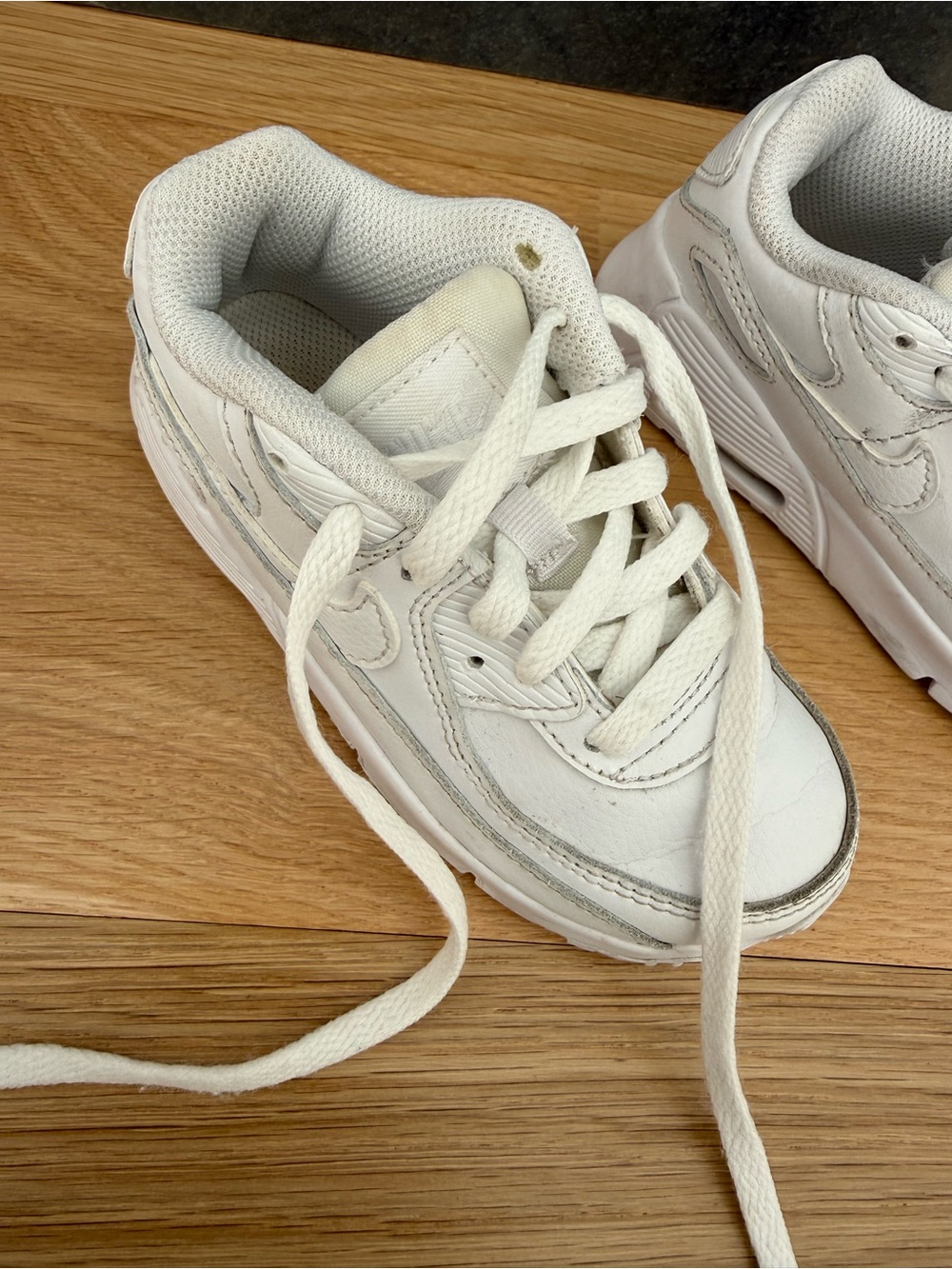 Nike Kids White Low-Top Lace-Up Sneakers - Picture 2 of 8